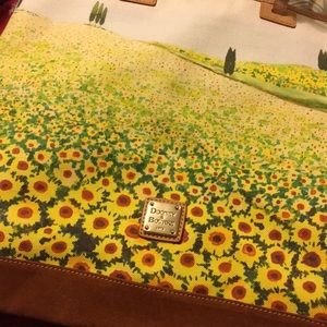 Dooney & Bourke purse